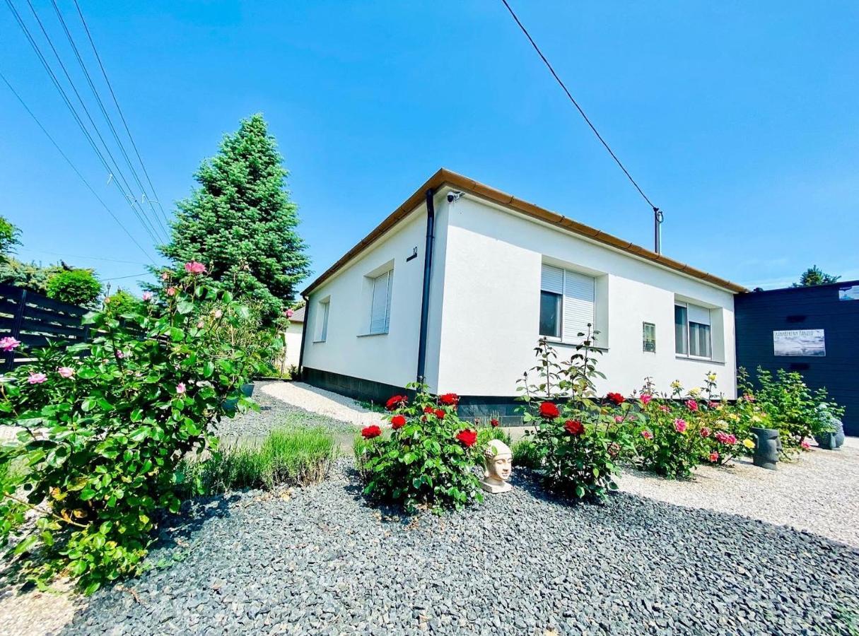 Iranybereny Rezidencia Apartment Balatonbereny Exterior photo